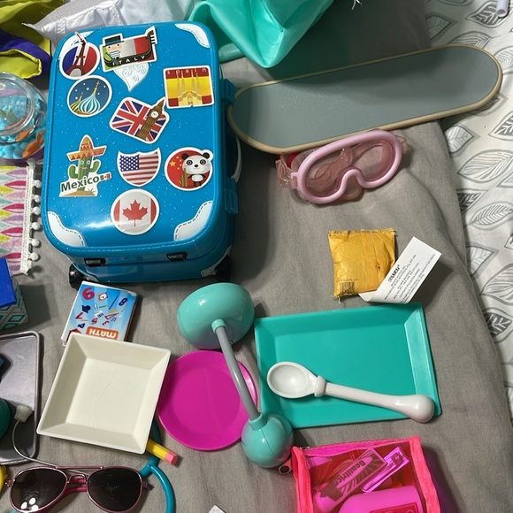 American Girl doll bed and desk set with accessories and clothes - Picture 10 of 16